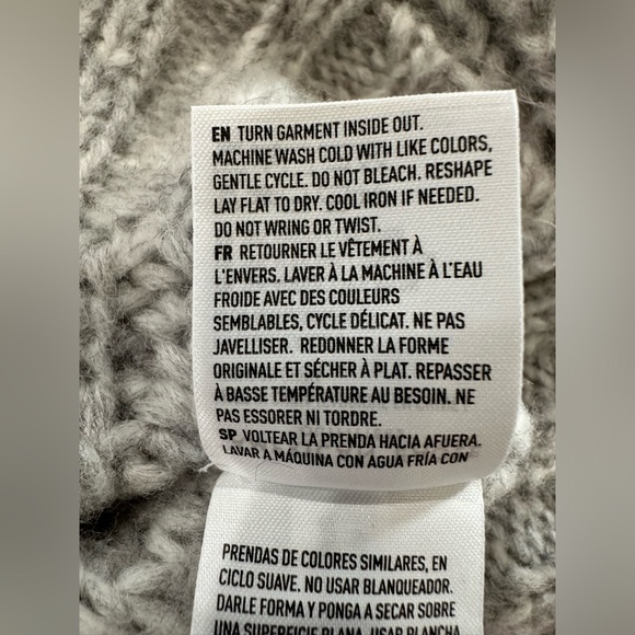 NEW American Eagle Cropped Gray Sweater-Acrylic/Nylon-Size XS-Super Cozy! - Picture 5 of 7